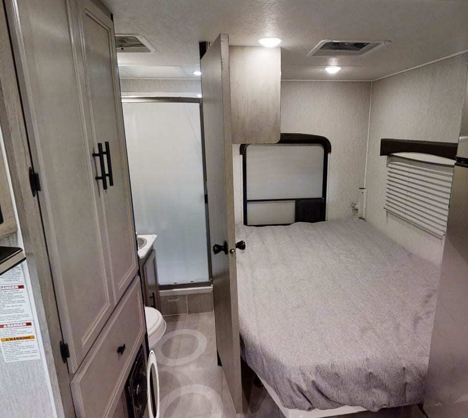 Photo 7 - 2022 Forest River Class C Motorhome rental photo 9