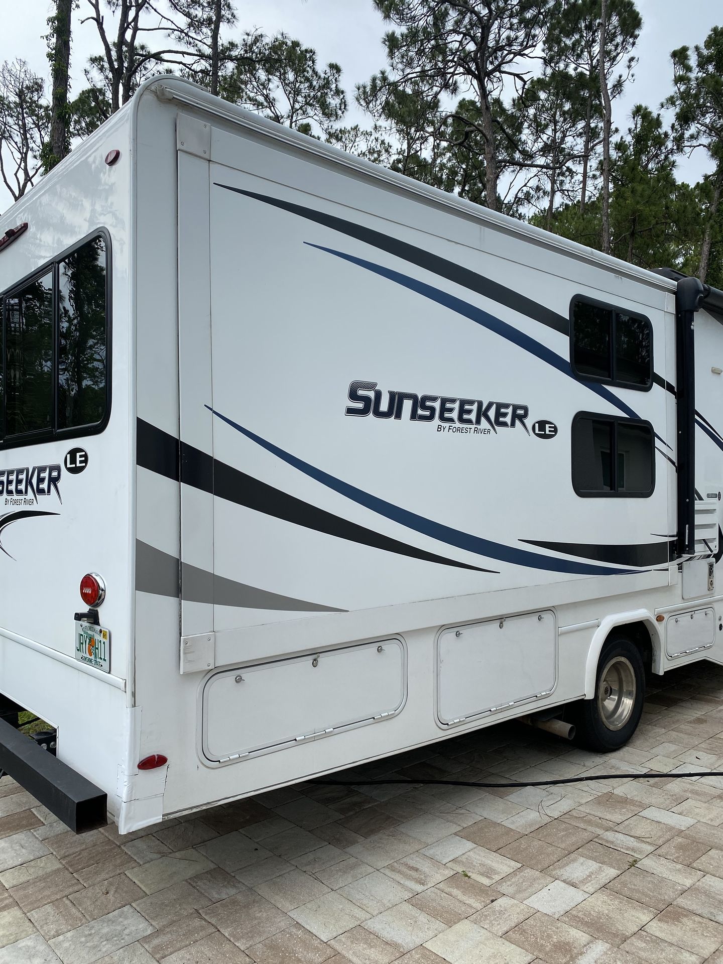 Photo 7 - 2019 Forest River Class C Motorhome rental photo 8