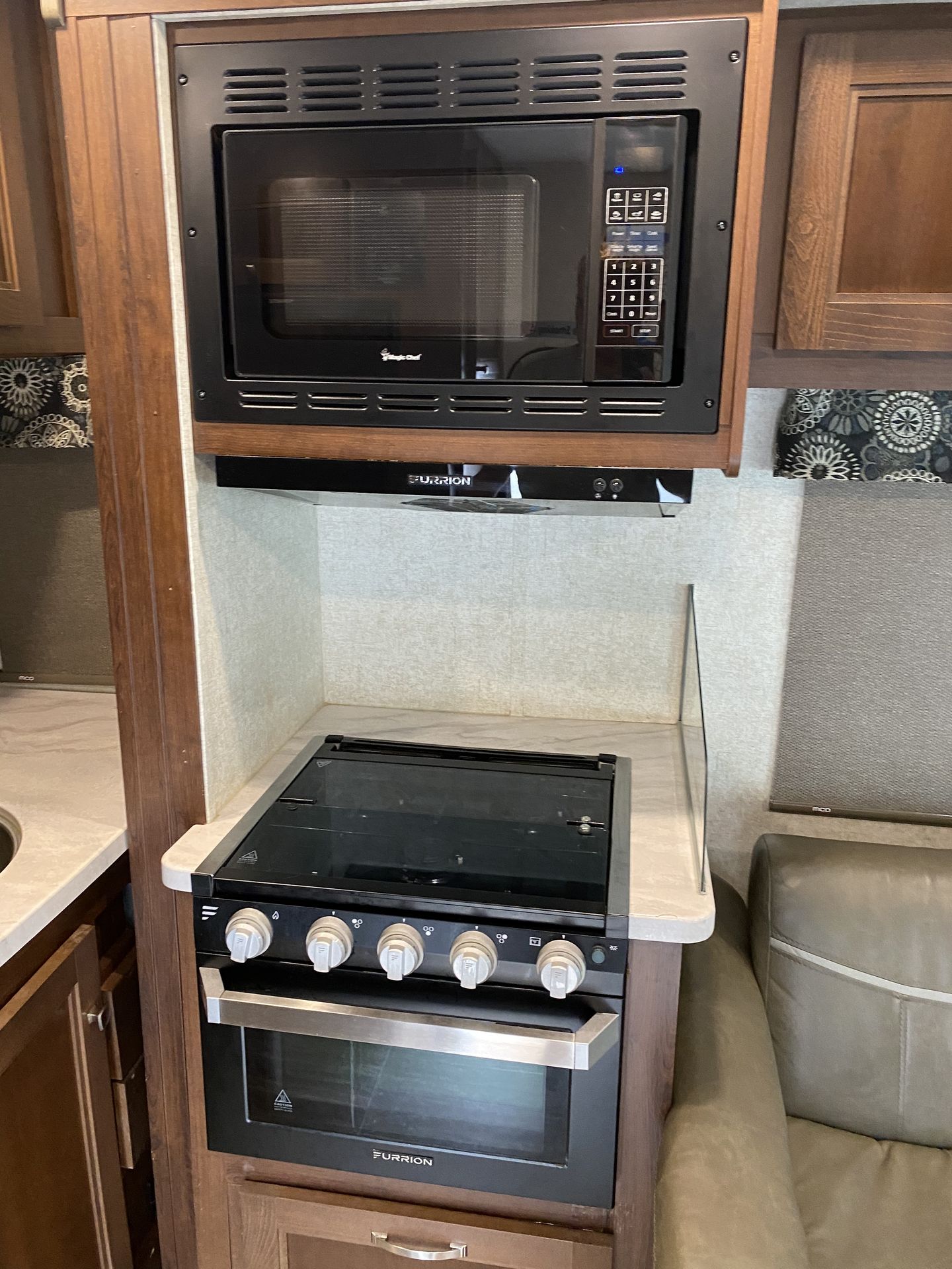 Photo 8 - 2019 Forest River Class C Motorhome rental photo 9