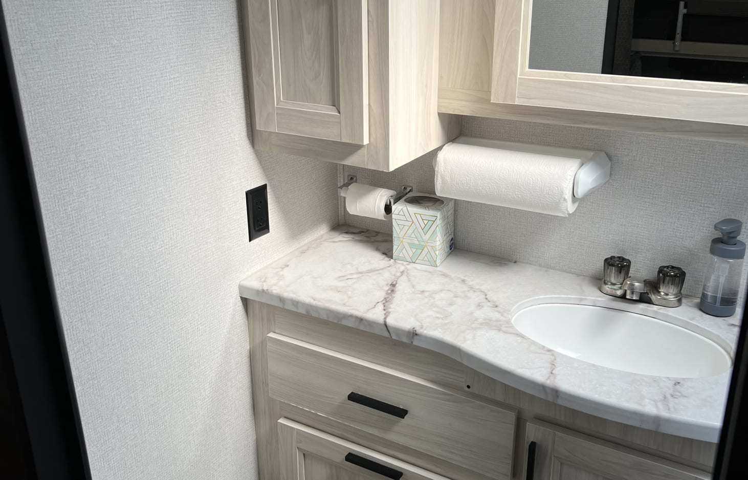 Photo 13 - 2021 Forest River Class C Motorhome rental photo 15