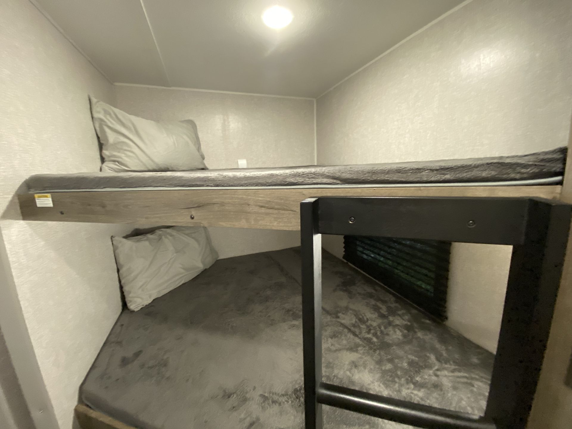 Photo 6 - 2020 Dutchmen Travel Trailer rental photo 8