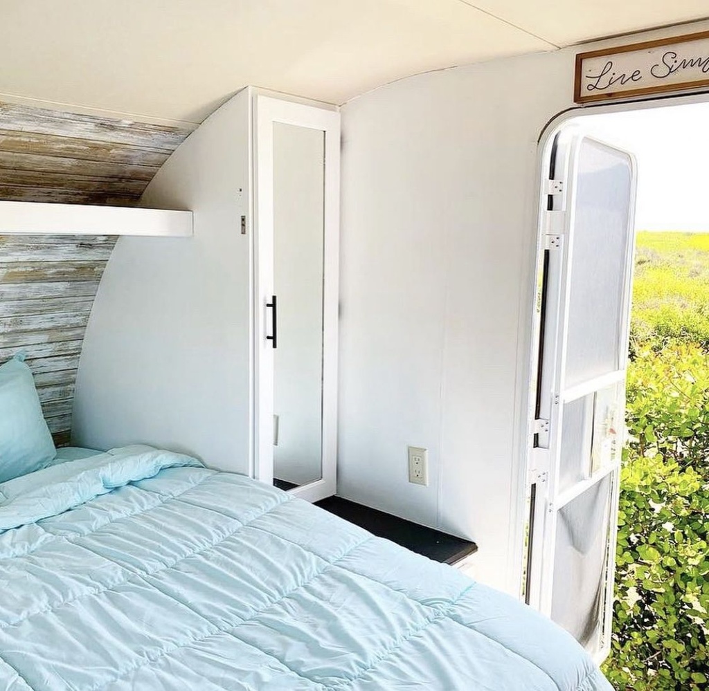 Photo 3 - 2017 Forest River Travel Trailer rental photo 5