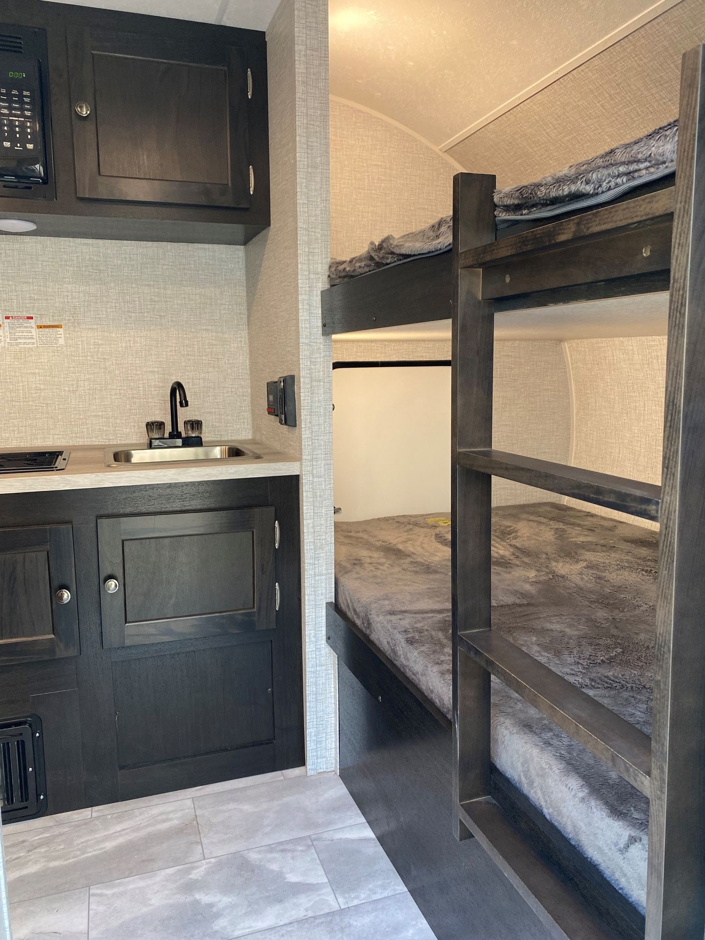 Photo 12 - 2021 Braxton Creek Travel Trailer rental photo 14