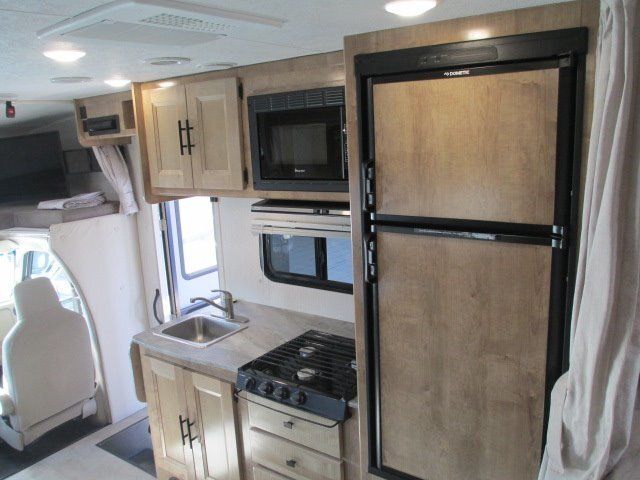 Photo 0 - 2020 Coachmen Class C Motorhome rental photo 5