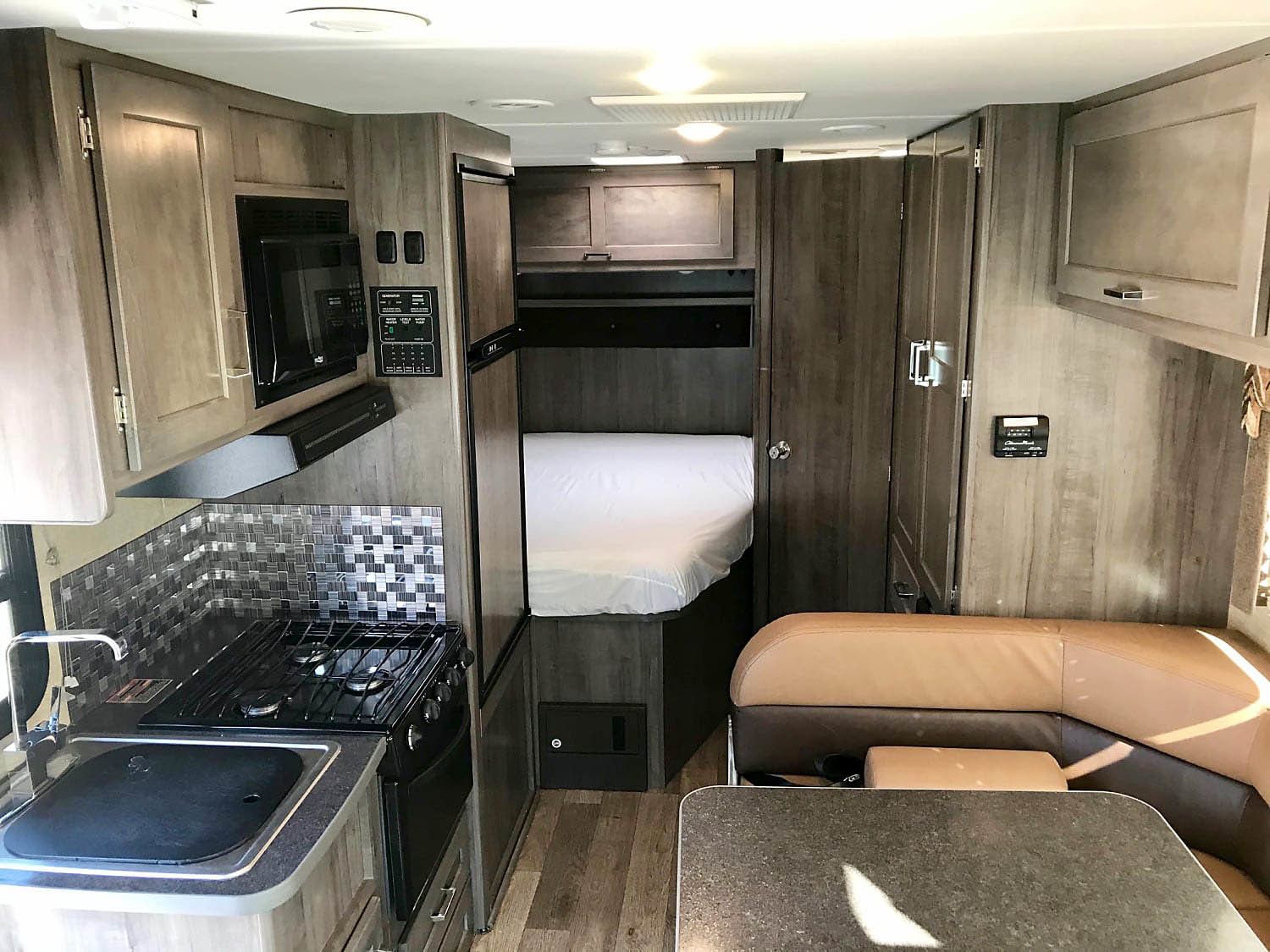 Photo 1 - 2019 Winnebago Class C Motorhome rental photo 3
