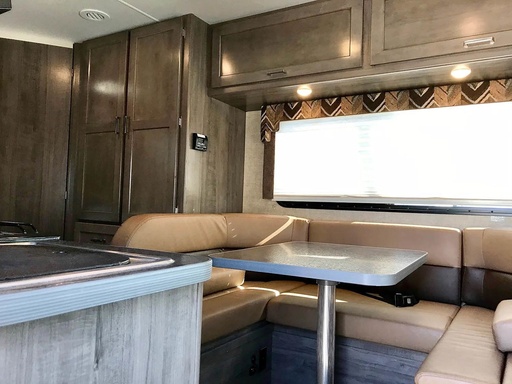 2019 Winnebago Minnie Winnie Class C Motorhome for rent in Los Angeles, CA