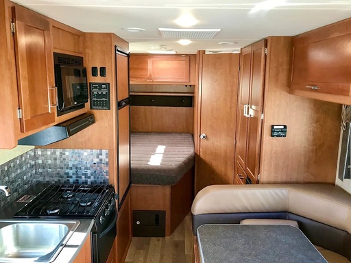 2019 Winnebago Minnie Winnie Class C Motorhome for rent in Los Angeles, CA