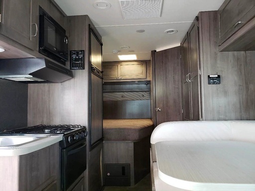 2017 Winnebago Minnie Winnie Class C Motorhome for rent in Los Angeles, CA