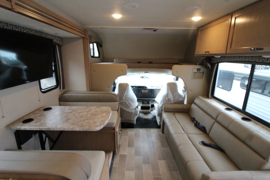 Photo 6 - 2020 Thor Motor Coach Class C Motorhome rental photo 8