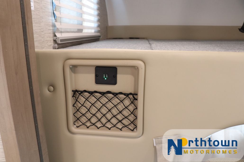 Photo 6 - 2022 Thor Motor Coach Class C Motorhome rental photo 8