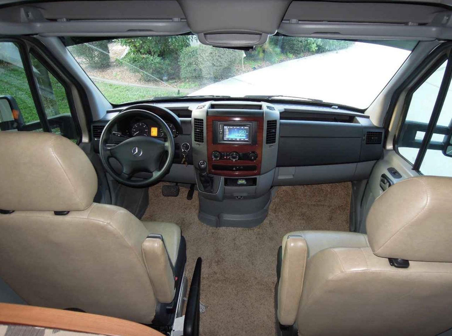 Photo 19 - 2015 Forest River Class C Motorhome rental photo 21