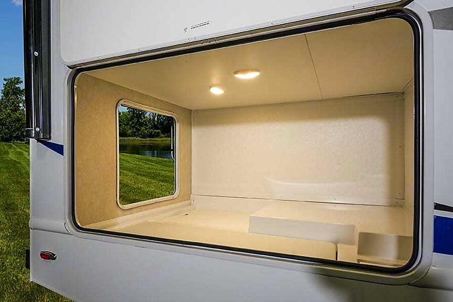 Photo 7 - 2020 Gulf Stream Class C Motorhome rental photo 9