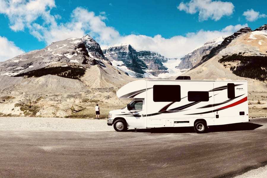 Photo 0 - 2018 Jayco Class C Motorhome rental photo 2