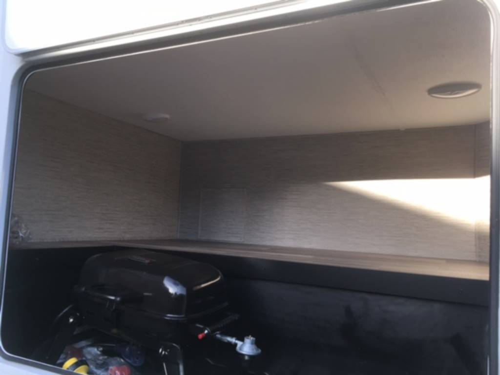 Photo 2 - 2020 Thor Class A Motorhome rental photo 13