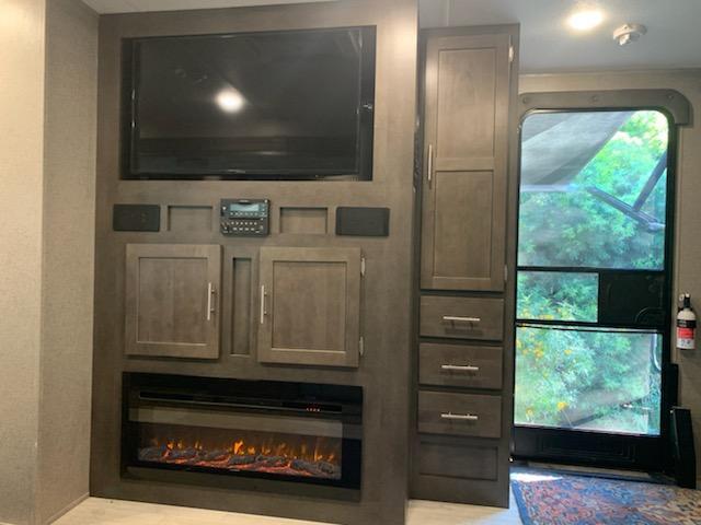 Photo 9 - 2019 Forest River Travel Trailer rental photo 11