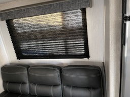 Photo 9 thumbnail 11