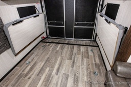 Photo 15 thumbnail 17
