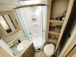Photo 20 thumbnail 22
