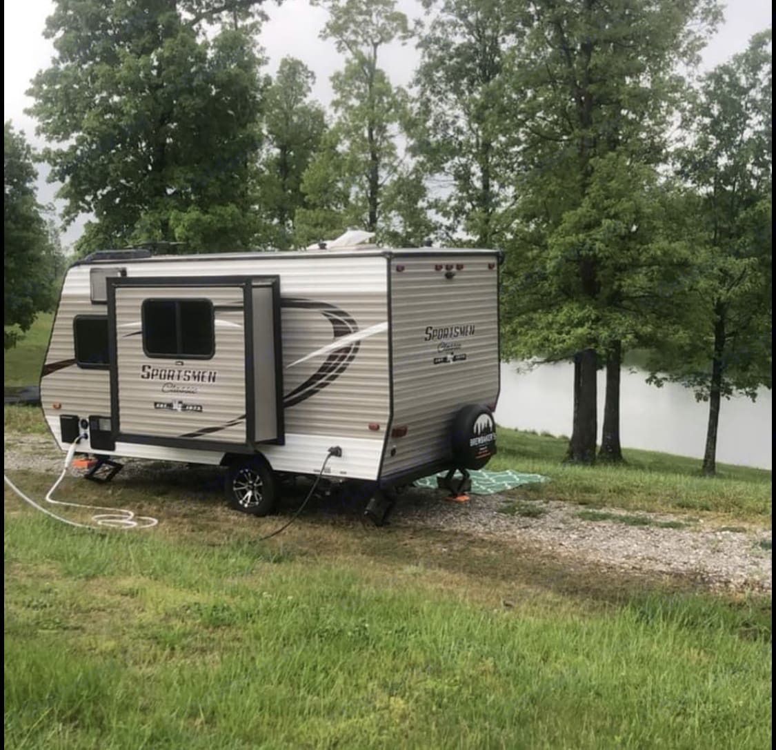 Photo 3 - 2018 K-Z Travel Trailer rental photo 5