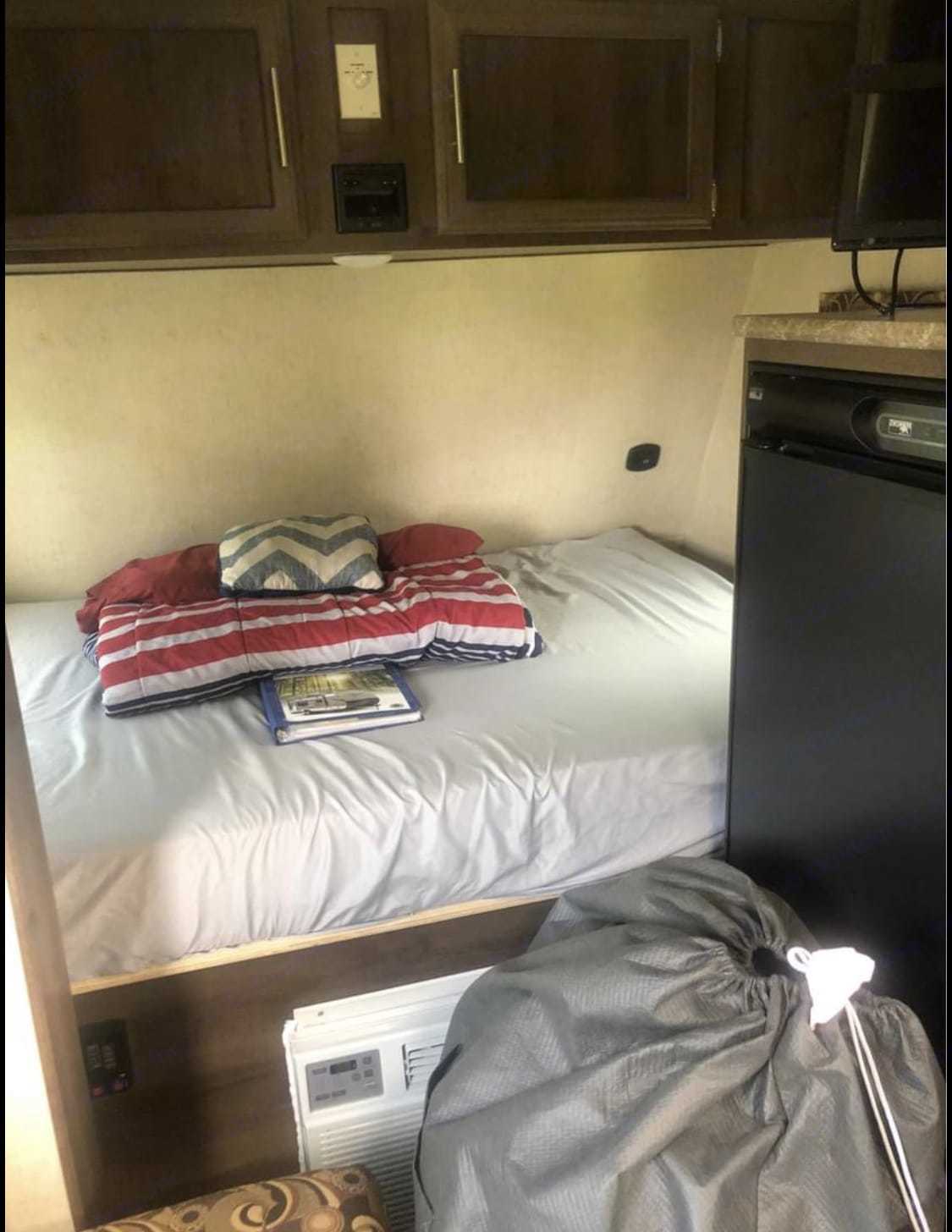 Photo 6 - 2018 K-Z Travel Trailer rental photo 13