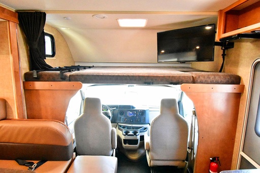 2018 Winnebago Minnie Winnie Class C Motorhome for rent in , CO