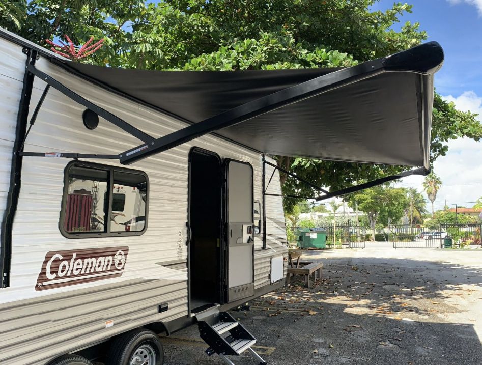 Photo 1 - 2021 Dutchmen Travel Trailer rental photo 3