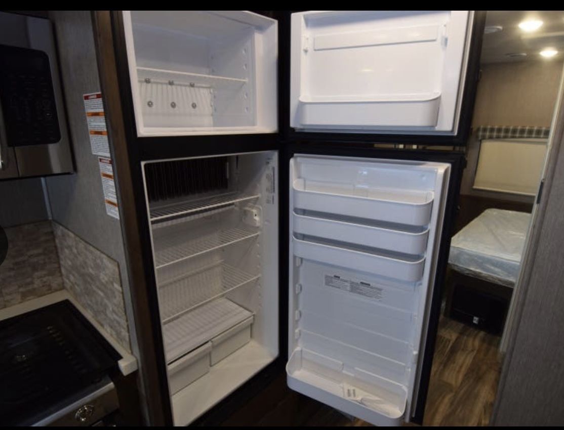 Photo 6 - 2019 Nexus Class C Motorhome rental photo 8