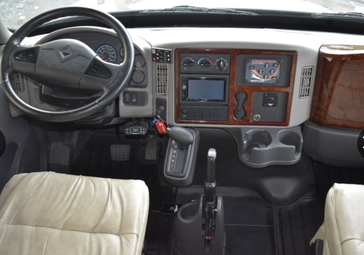 Photo 15 - 2019 Nexus Class C Motorhome rental photo 17