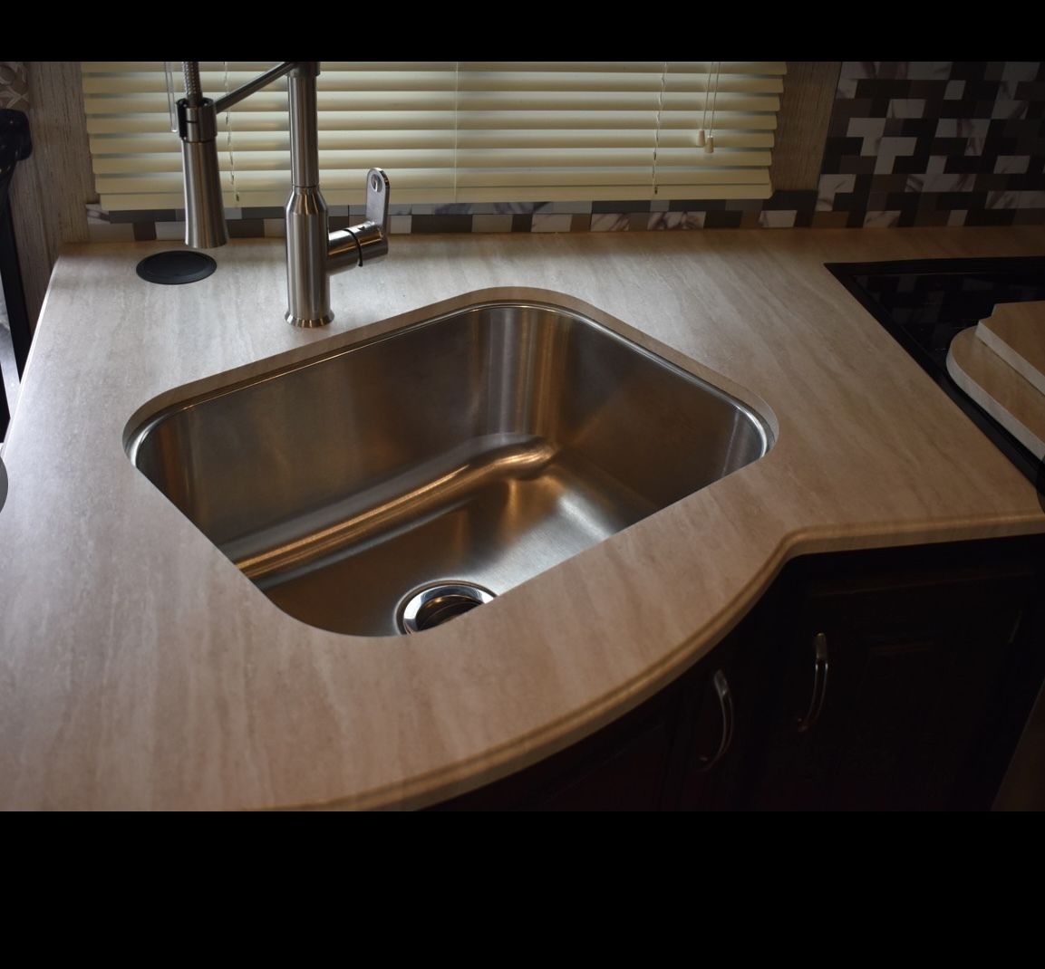 Photo 20 - 2019 Nexus Class C Motorhome rental photo 22
