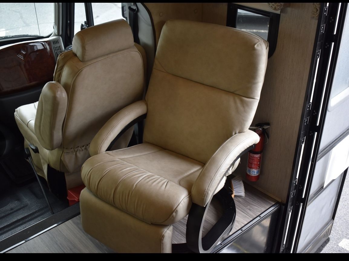Photo 23 - 2019 Nexus Class C Motorhome rental photo 25