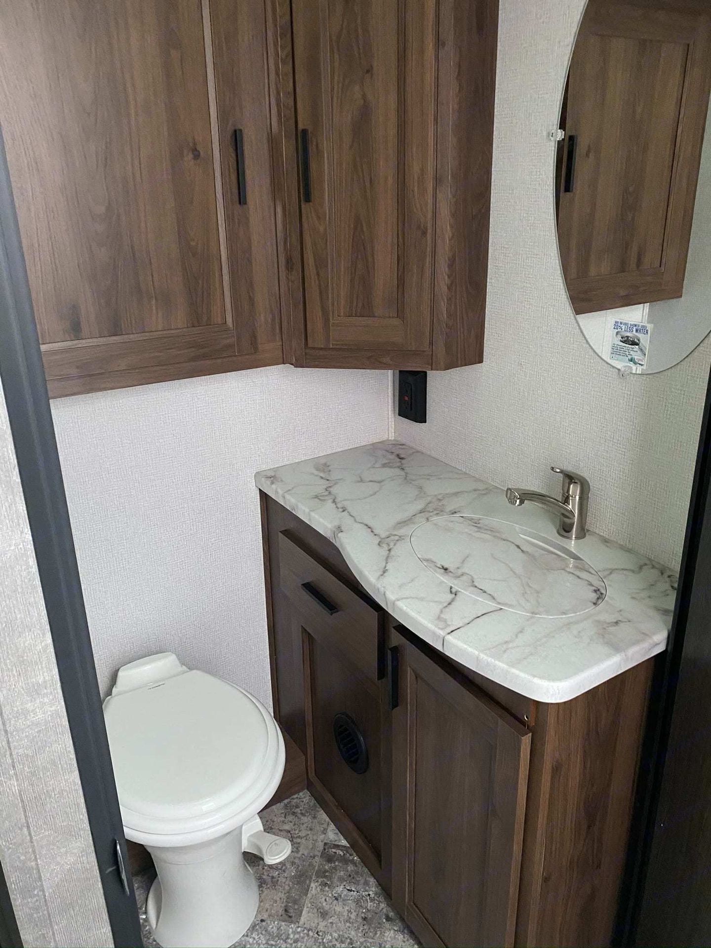 Photo 9 - 2021 Forest River Class C Motorhome rental photo 11