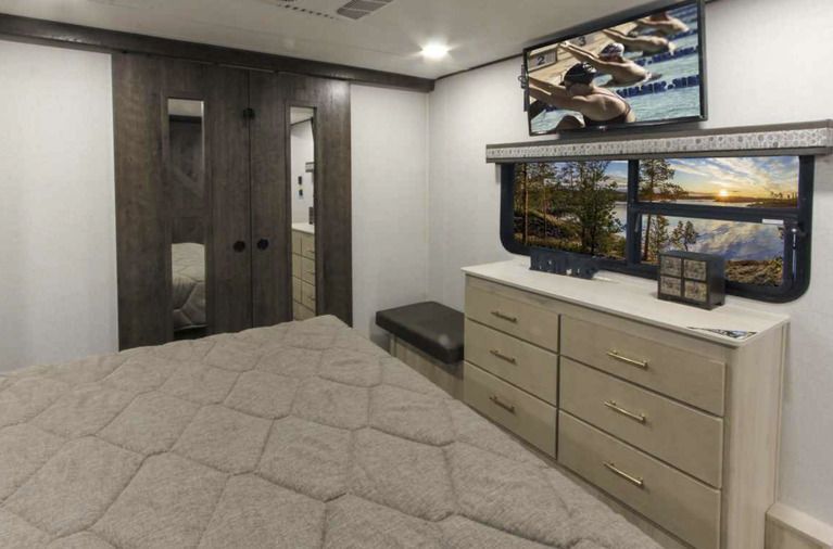 Photo 13 - 2021 Other Fifth Wheel rental photo 15