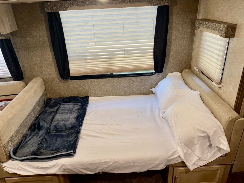 Photo 4 - 2019 Coachmen Travel Trailer rental photo 6