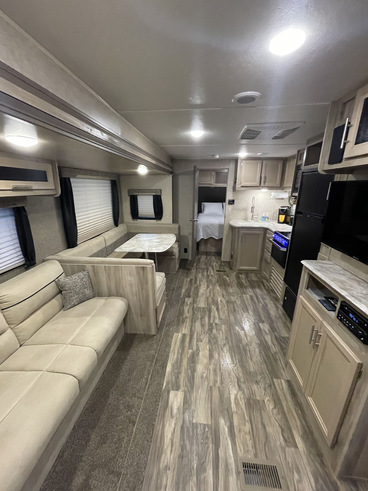 Photo 11 - 2019 Coachmen Travel Trailer rental photo 13
