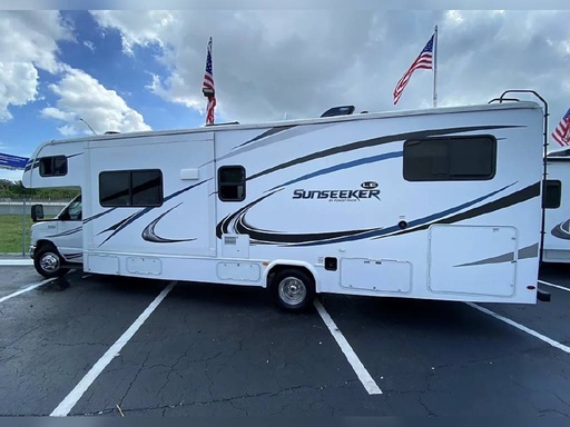 2019 Forest River SUNSEEKER 3250DSLE Class B Motorhome for rent in Miami, FL