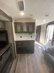 Photo 1 thumbnail 10