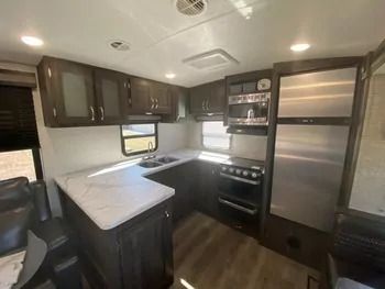 Photo 3 - 2020 Highland Ridge Travel Trailer rental photo 15