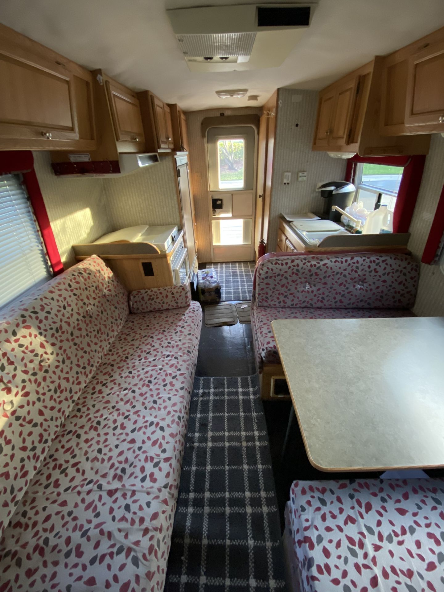 Photo 2 - 2001 R-Vision Class B Motorhome rental photo 3
