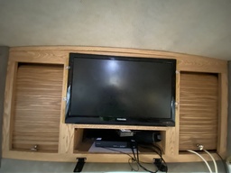 Photo 3 thumbnail 4