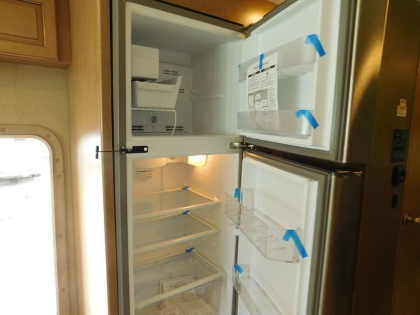 Photo 9 - 2018 Thor Class A Motorhome rental photo 11