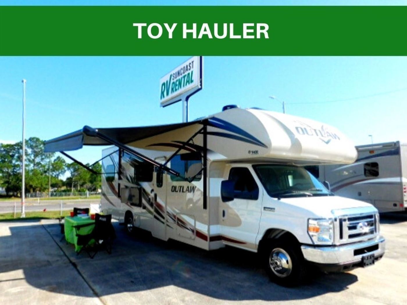 Photo 0 - 2021 Thor Class C Motorhome rental photo 2
