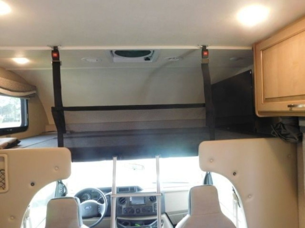 Photo 10 - 2021 Thor Class C Motorhome rental photo 12