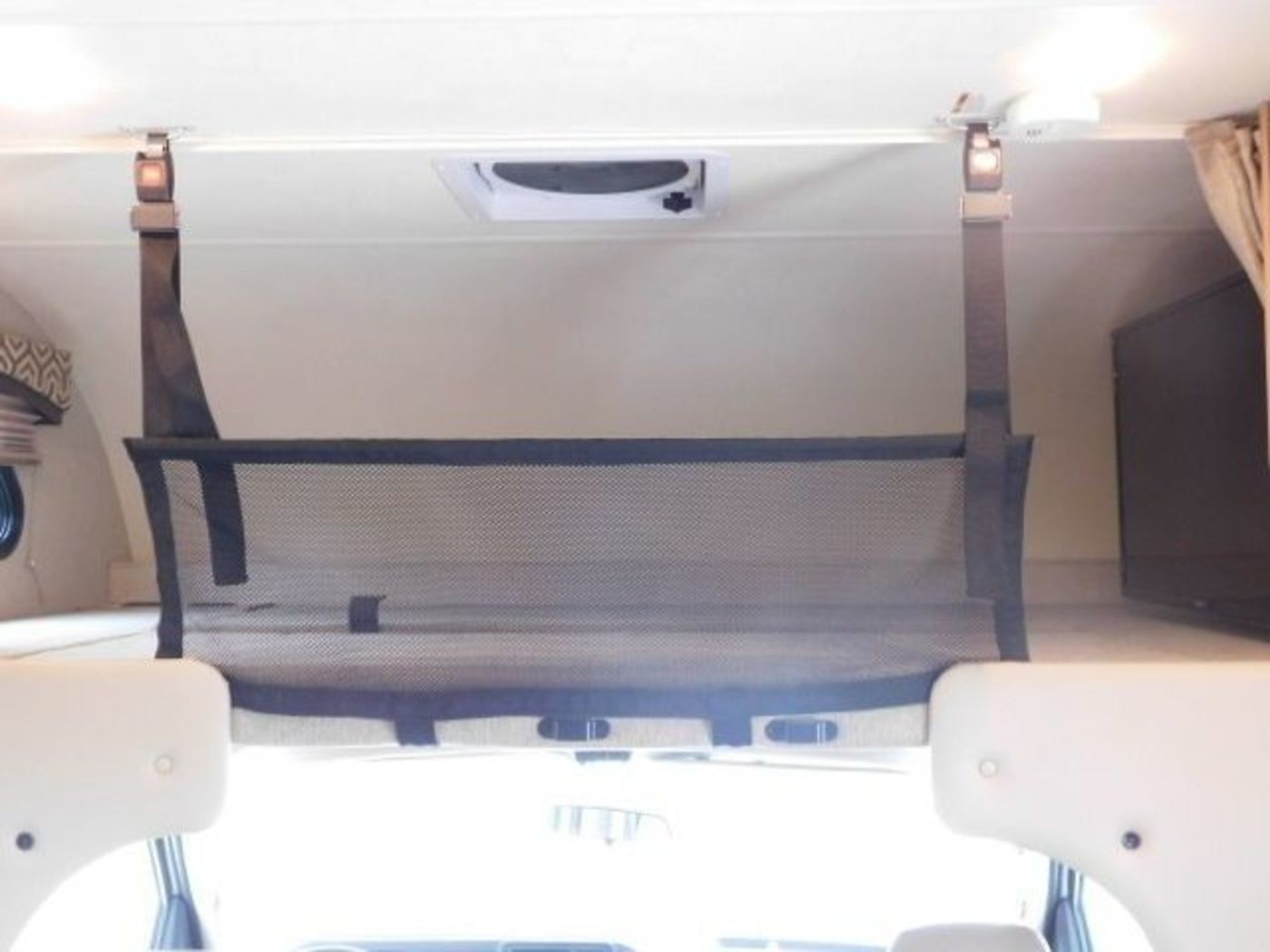 Photo 1 - 2019 Thor Class C Motorhome rental photo 3