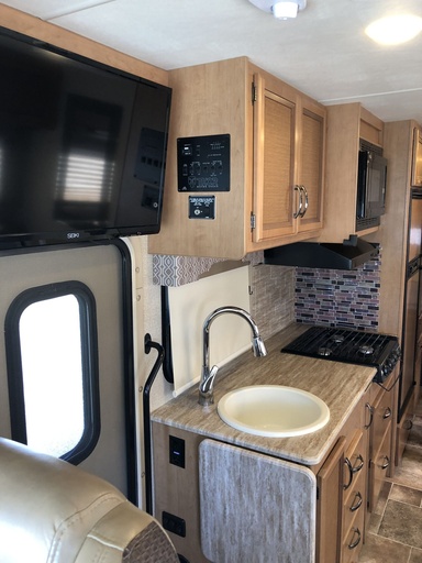 2017 Thor Vegas Class A Motorhome for rent in Rialto, CA