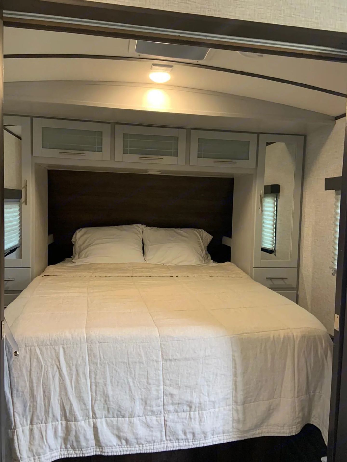 Photo 2 - 2021 Keystone Travel Trailer rental photo 4