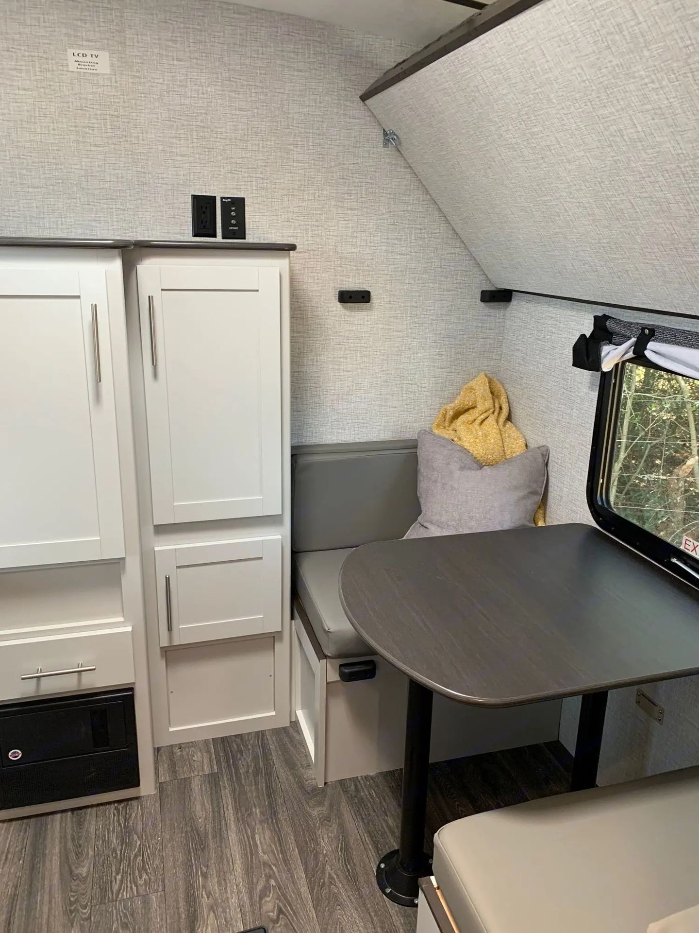 Photo 7 - 2021 Keystone Travel Trailer rental photo 9