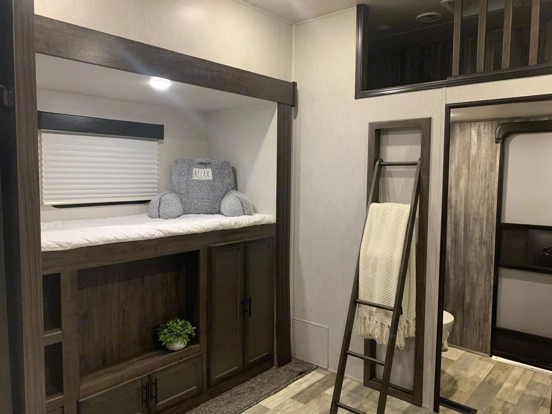 Photo 7 - 2019 Heartland Travel Trailer rental photo 9