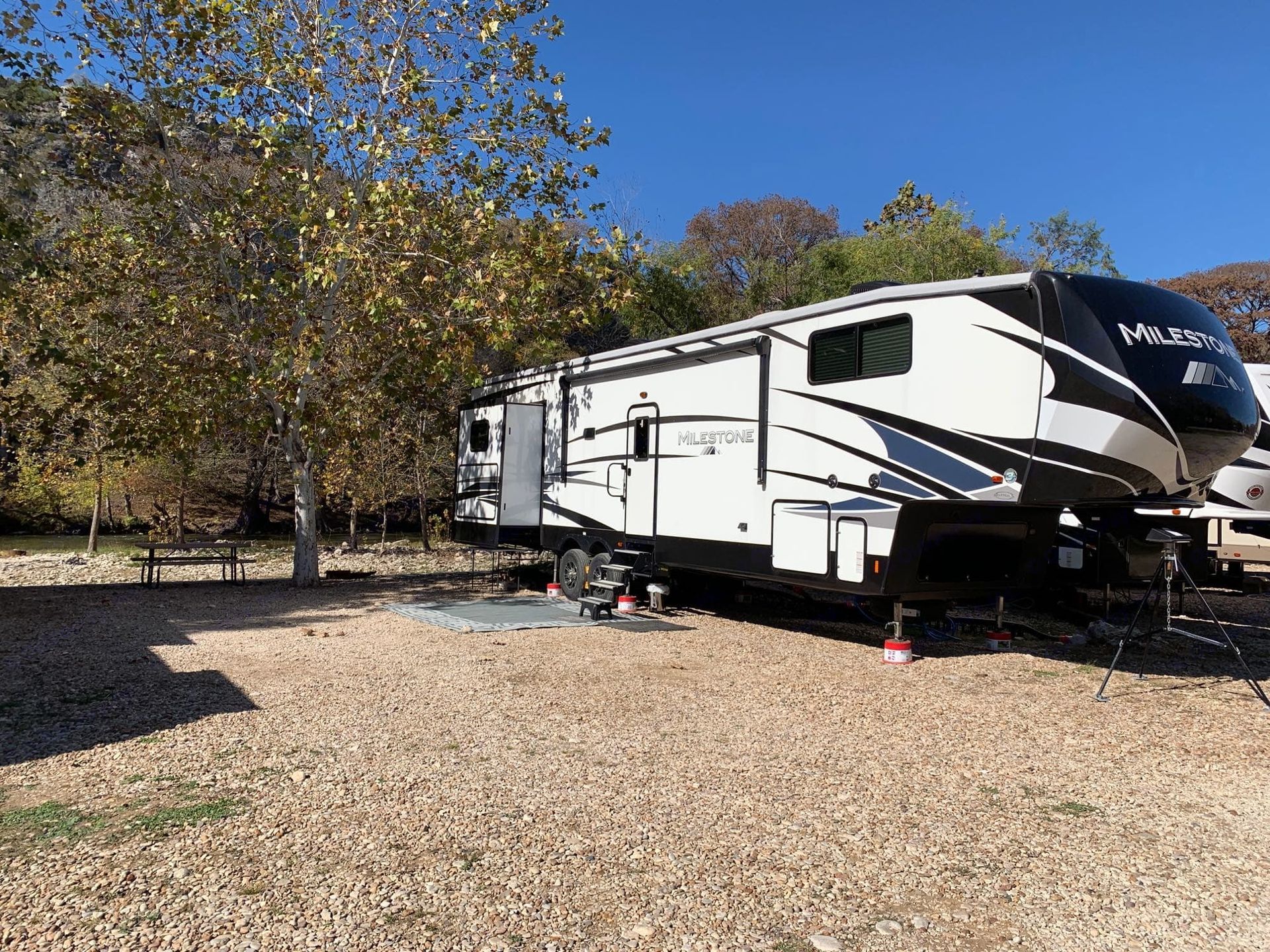 Photo 11 - 2019 Heartland Travel Trailer rental photo 13