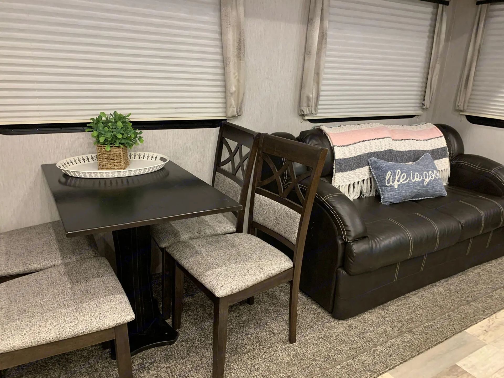 Photo 14 - 2019 Heartland Travel Trailer rental photo 16