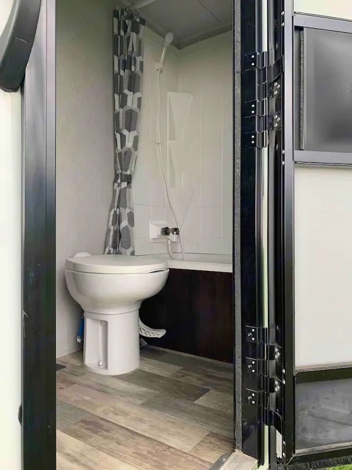 Photo 17 - 2019 Heartland Travel Trailer rental photo 19